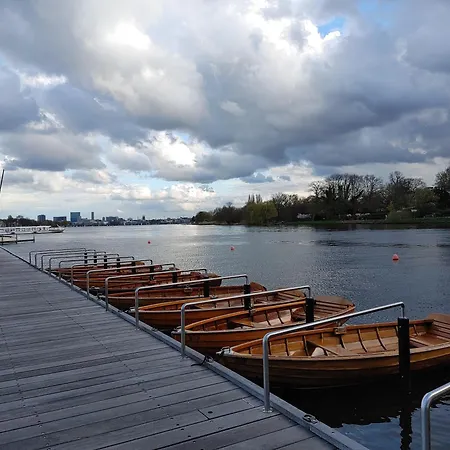 Alsternaehe 2 Minuten Fussweg Hamburg-Harburg Buitenkant foto